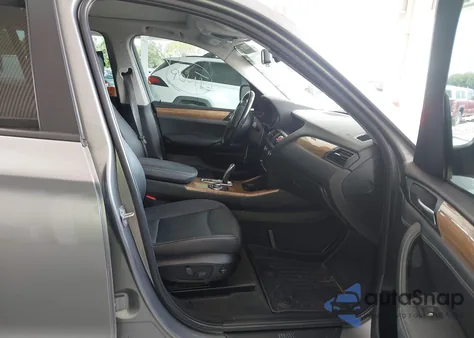 2013 BMW X3 xDrive28I z USA, uszkodzony, nr VIN 5UXWX9C52D0A30822